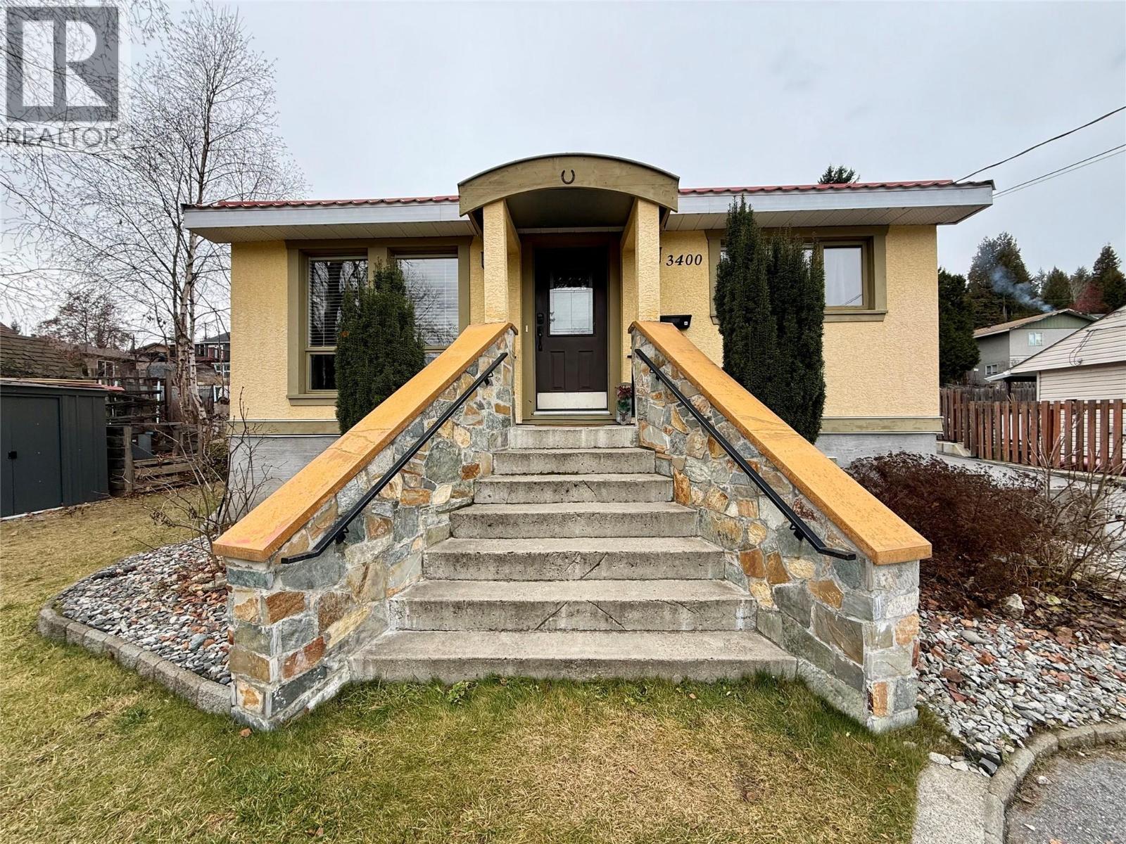 3400 8TH Avenue, Castlegar