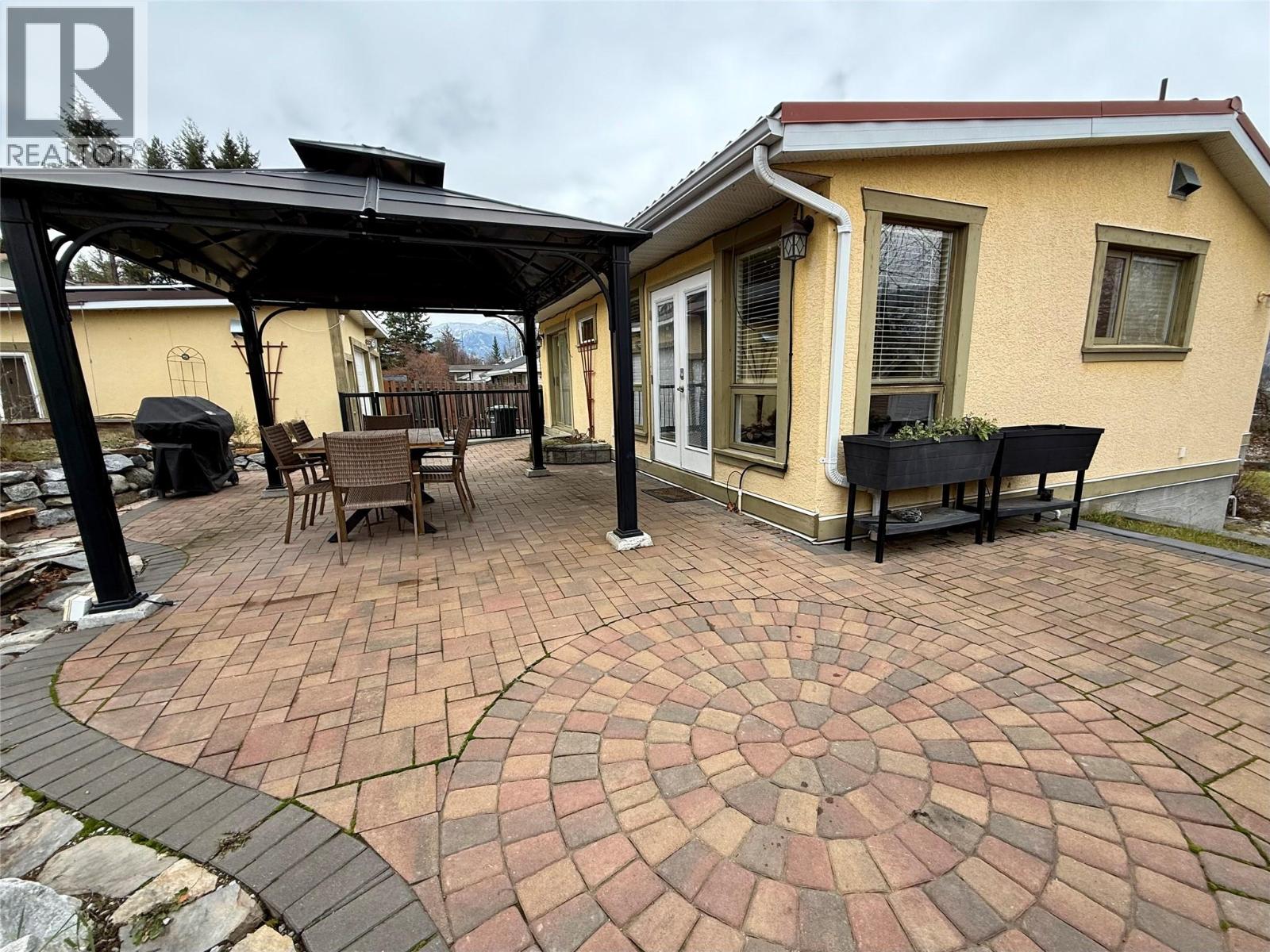 3400 8TH Avenue, Castlegar