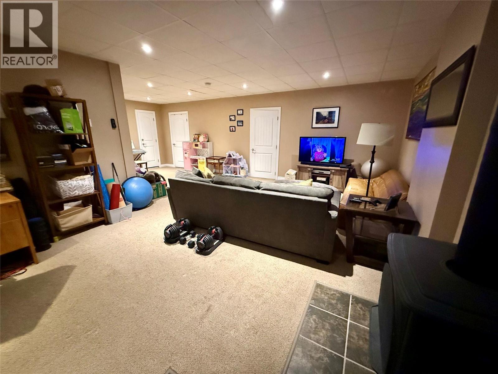 3400 8TH Avenue, Castlegar