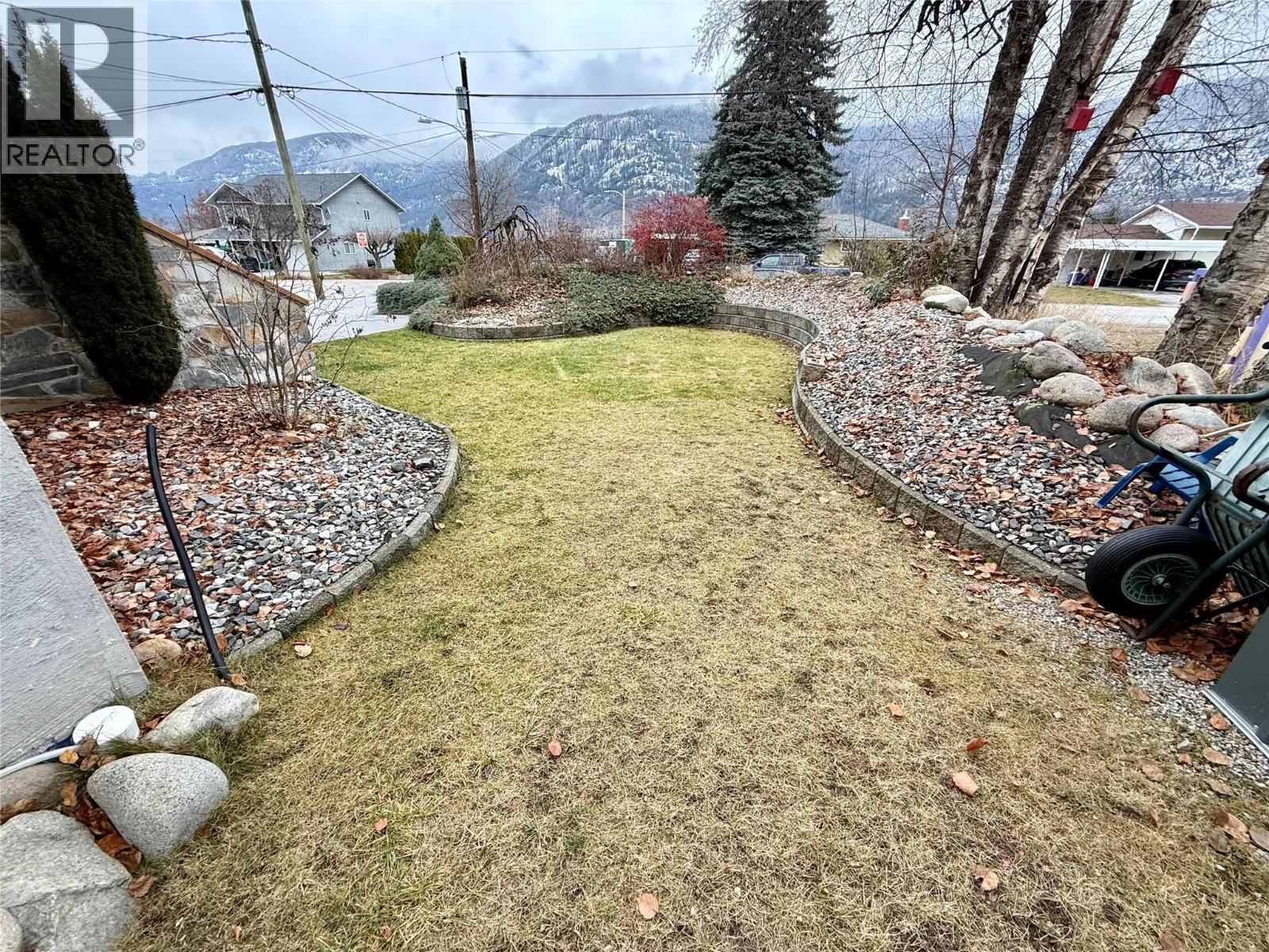 3400 8TH Avenue, Castlegar