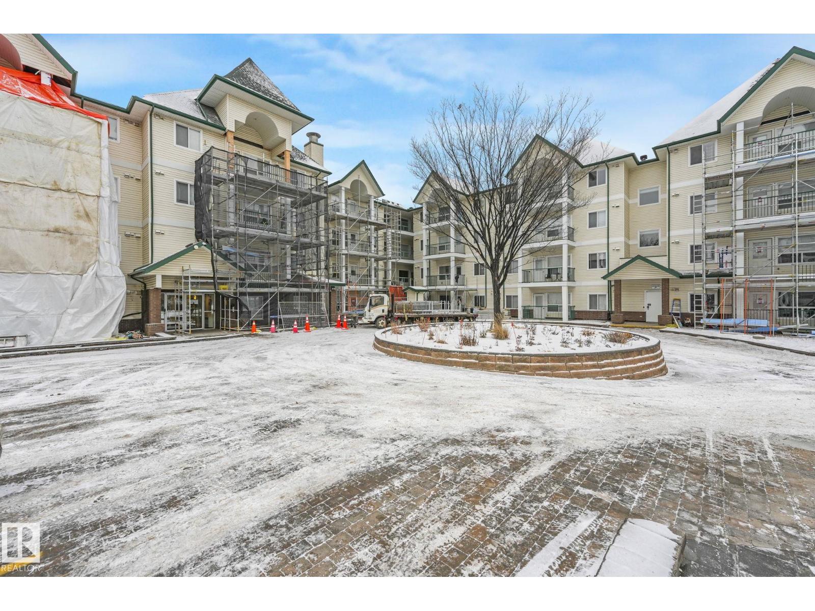 Single Family House for Sale in #   ST NW Edmonton 