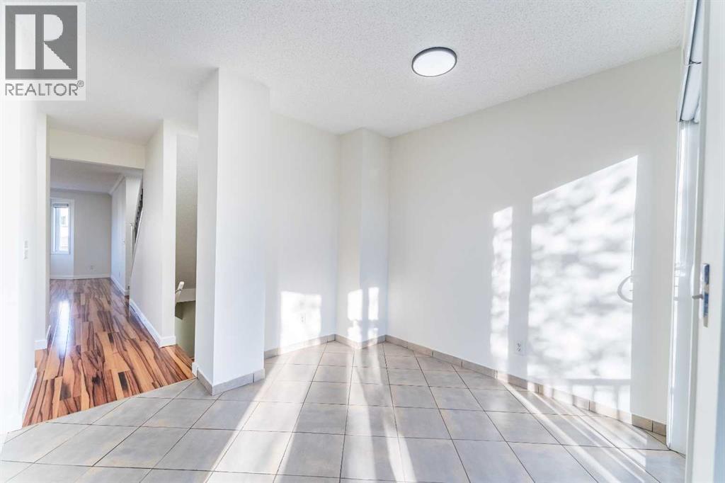 Single Family House for Sale in  Eversyde Point SW Evergreen Calgary 