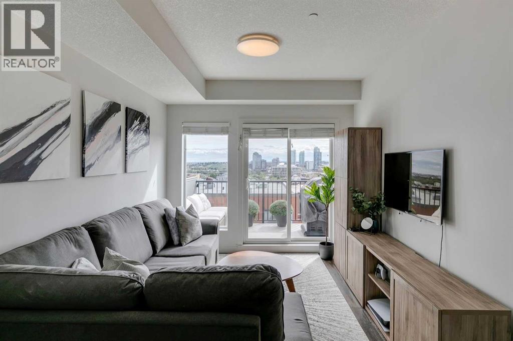 Single Family House for Sale in    Street NE Renfrew Calgary 