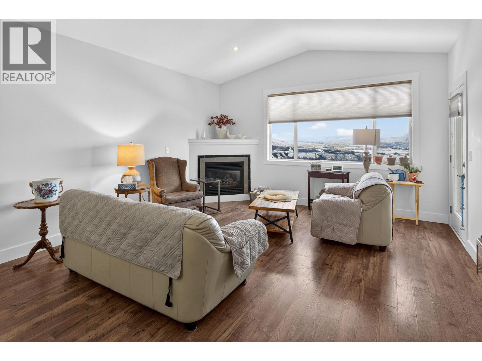 32 1040 Mt Revelstoke Place, Vernon