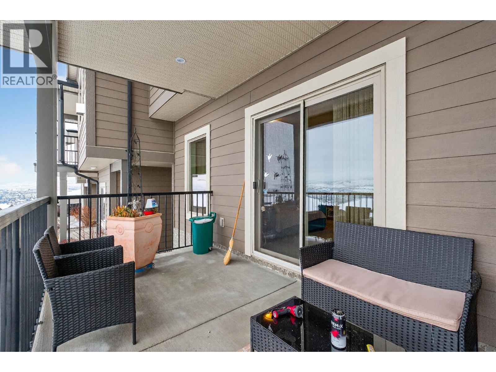 32 1040 Mt Revelstoke Place, Vernon