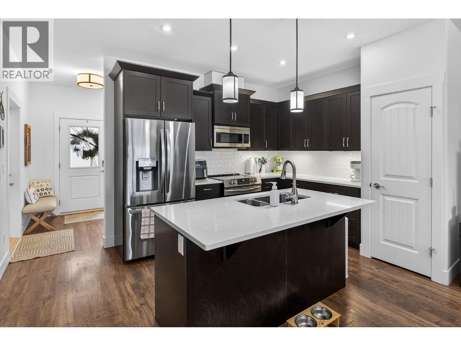 32 1040 Mt Revelstoke Place, Vernon