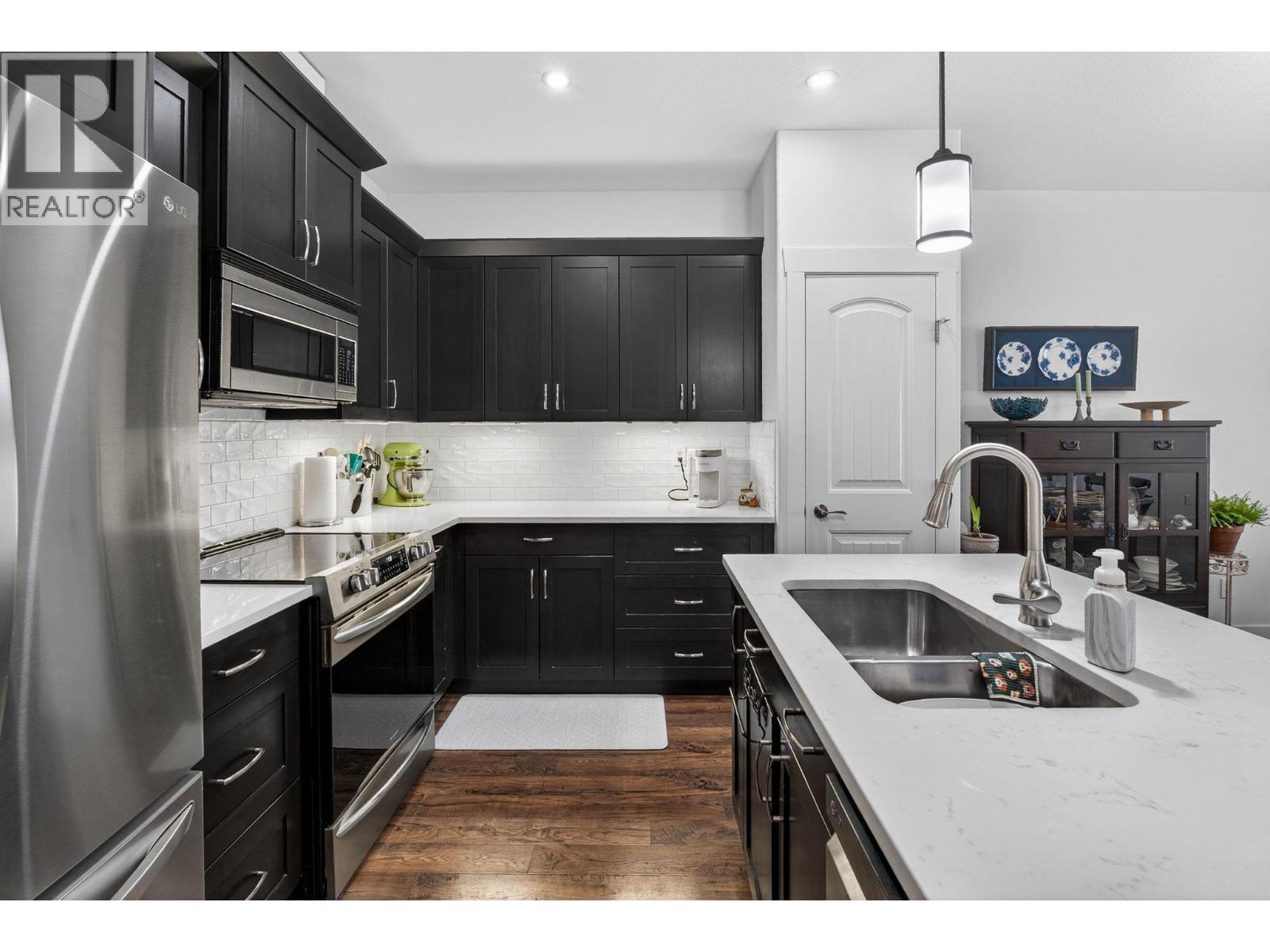 32 1040 Mt Revelstoke Place, Vernon