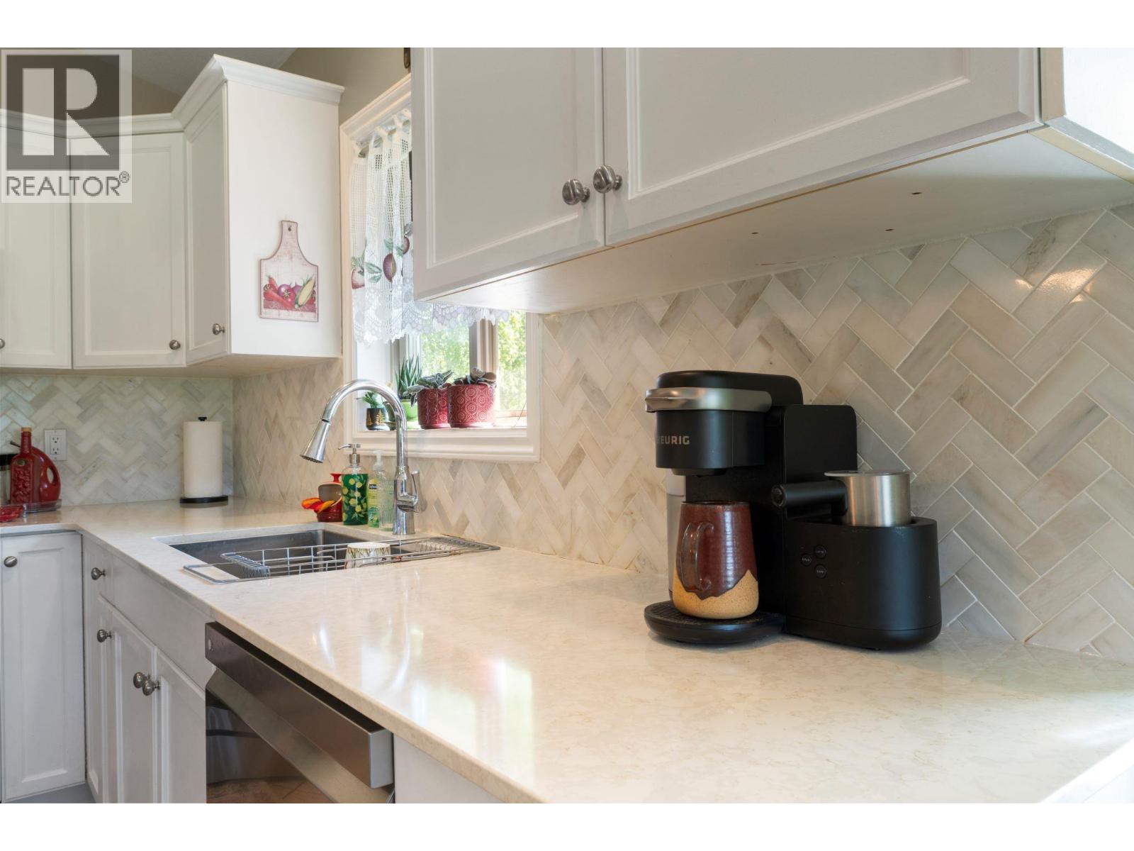 2550 Golf Course Drive Unit# 11, Blind Bay