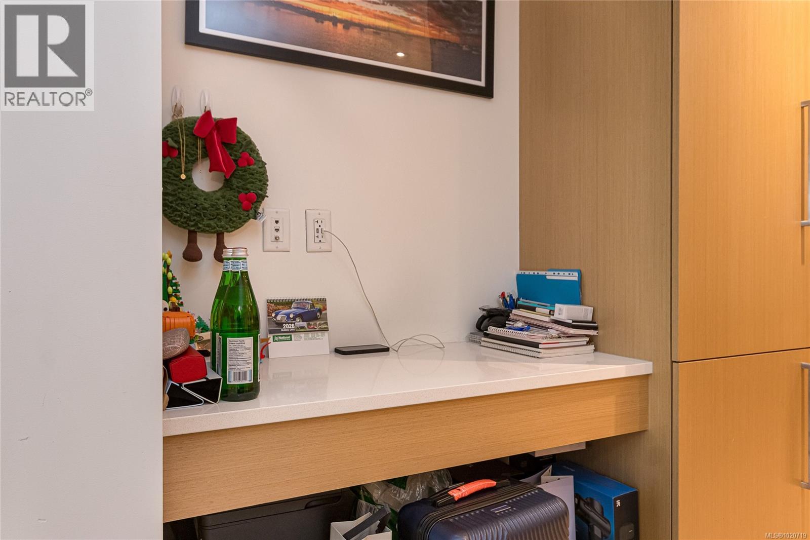 406 838 Broughton Street, Victoria