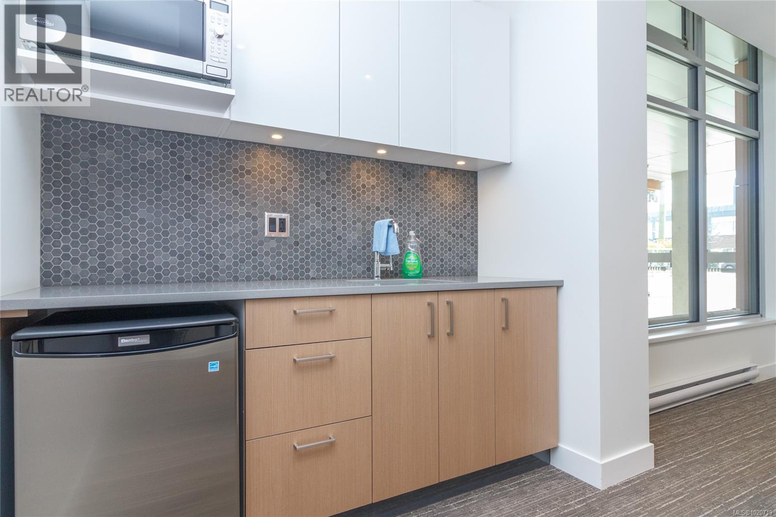 406 838 Broughton Street, Victoria