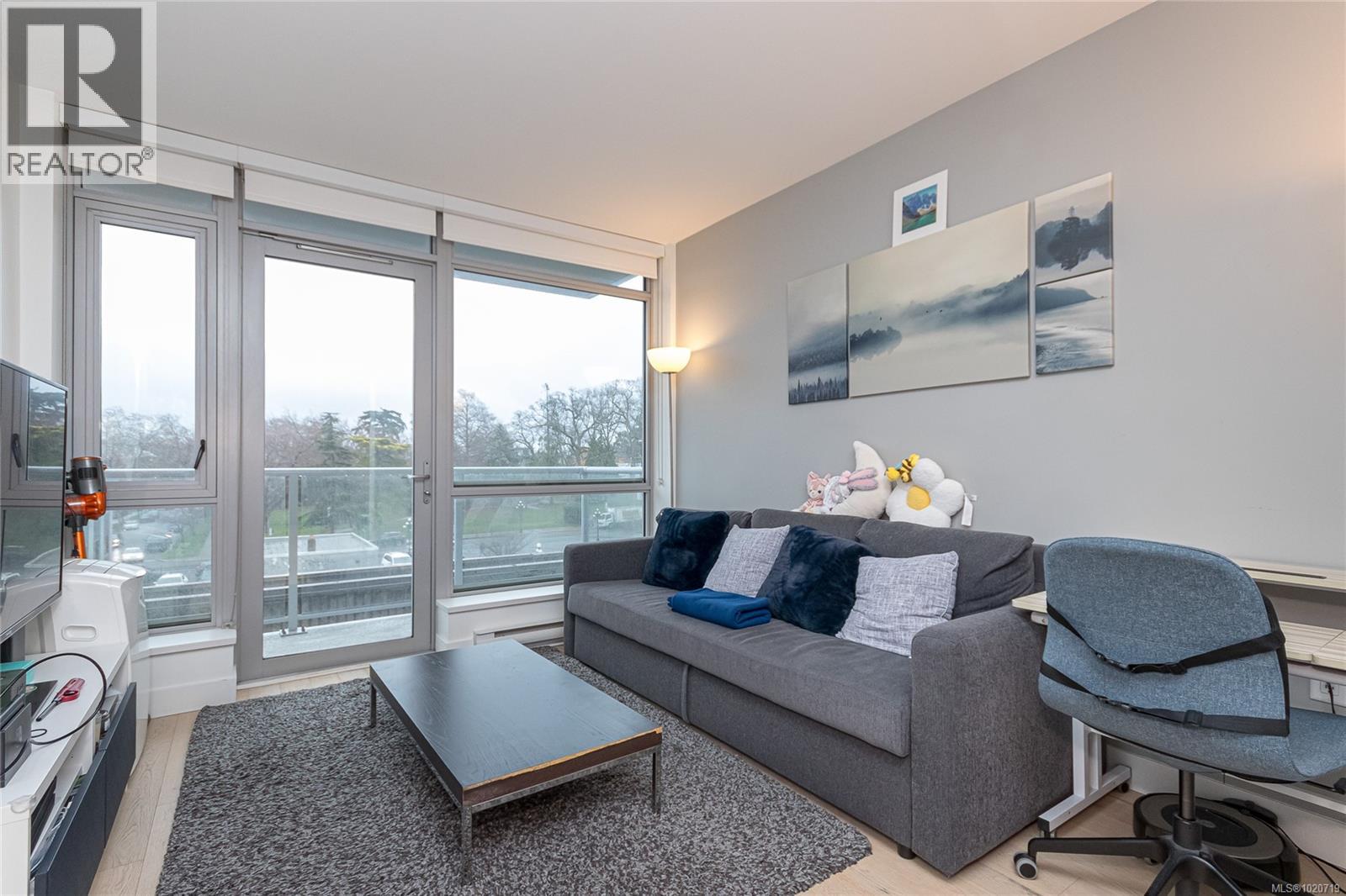 406 838 Broughton Street, Victoria