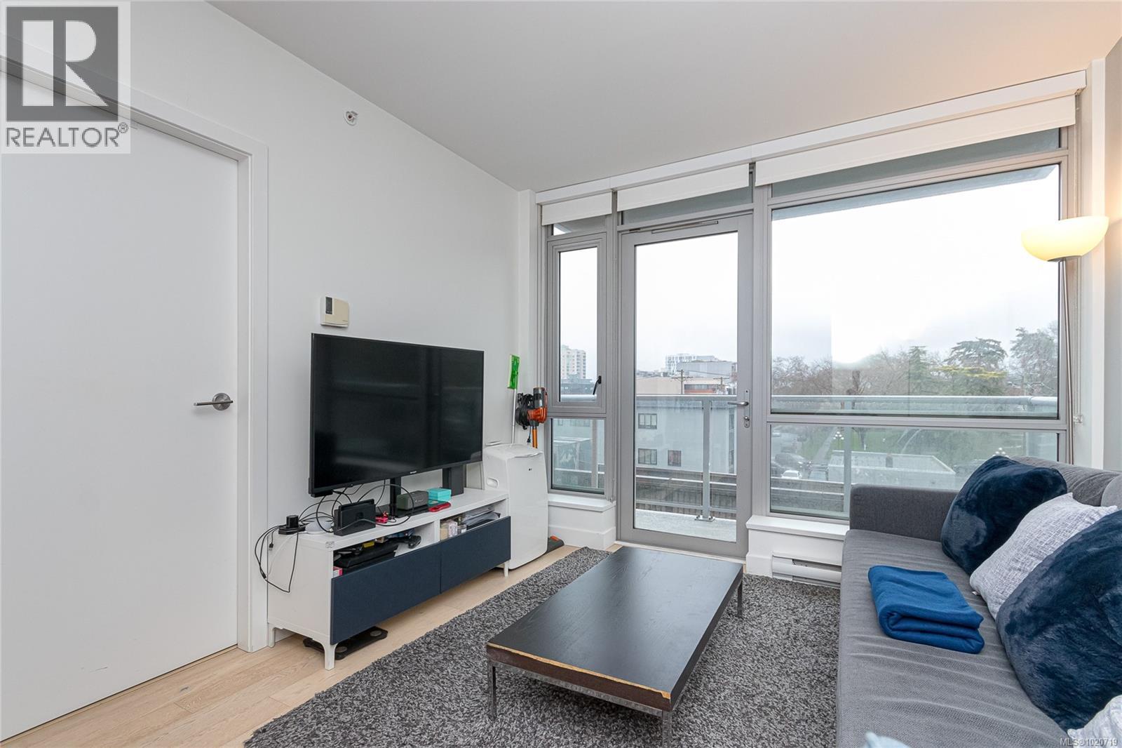 406 838 Broughton Street, Victoria