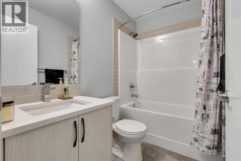 Single Family House for Sale in   Harvest Hills Common NE Harvest Hills Calgary 