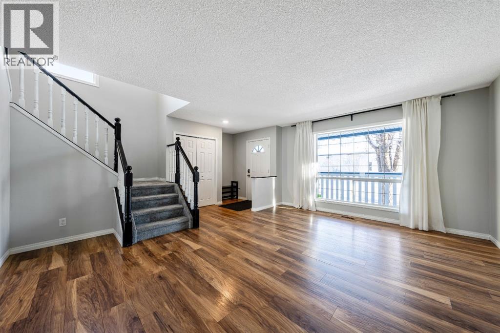 55 Mt Apex Green SE, Calgary, Alberta