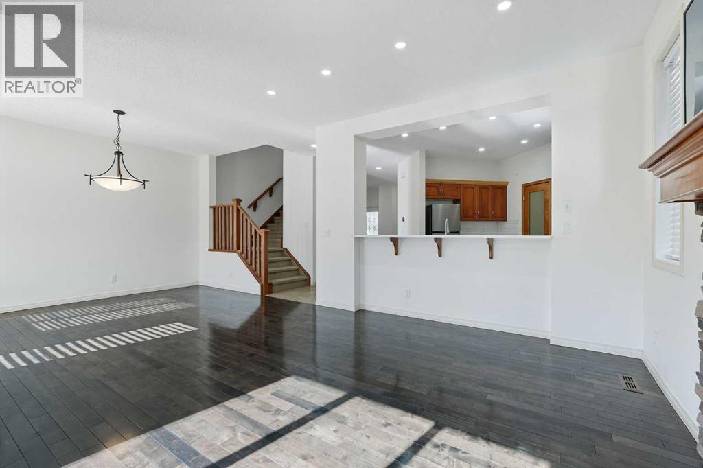 Single Family House for Sale in  Everglen Crescent SW Evergreen Calgary 