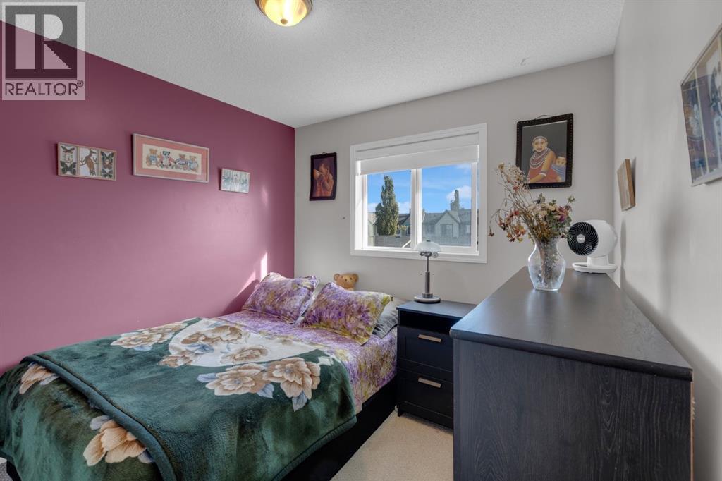 Single Family House for Sale in  Everglen Rise SW Evergreen Calgary 