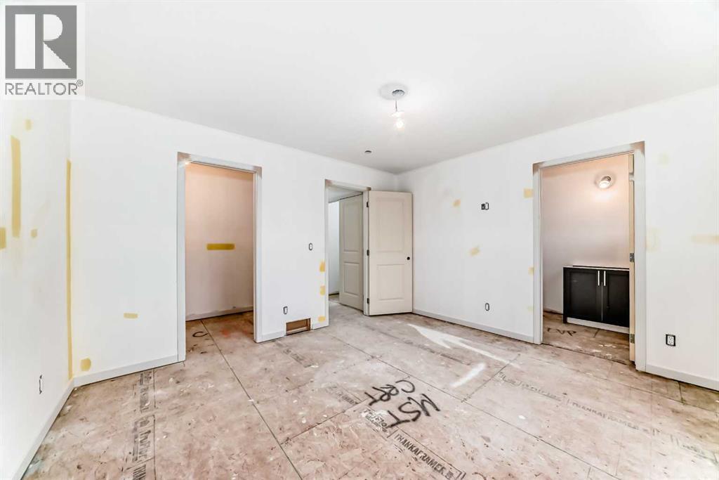 Single Family House for Sale in  Marmot Green NW Glacier Ridge Calgary 