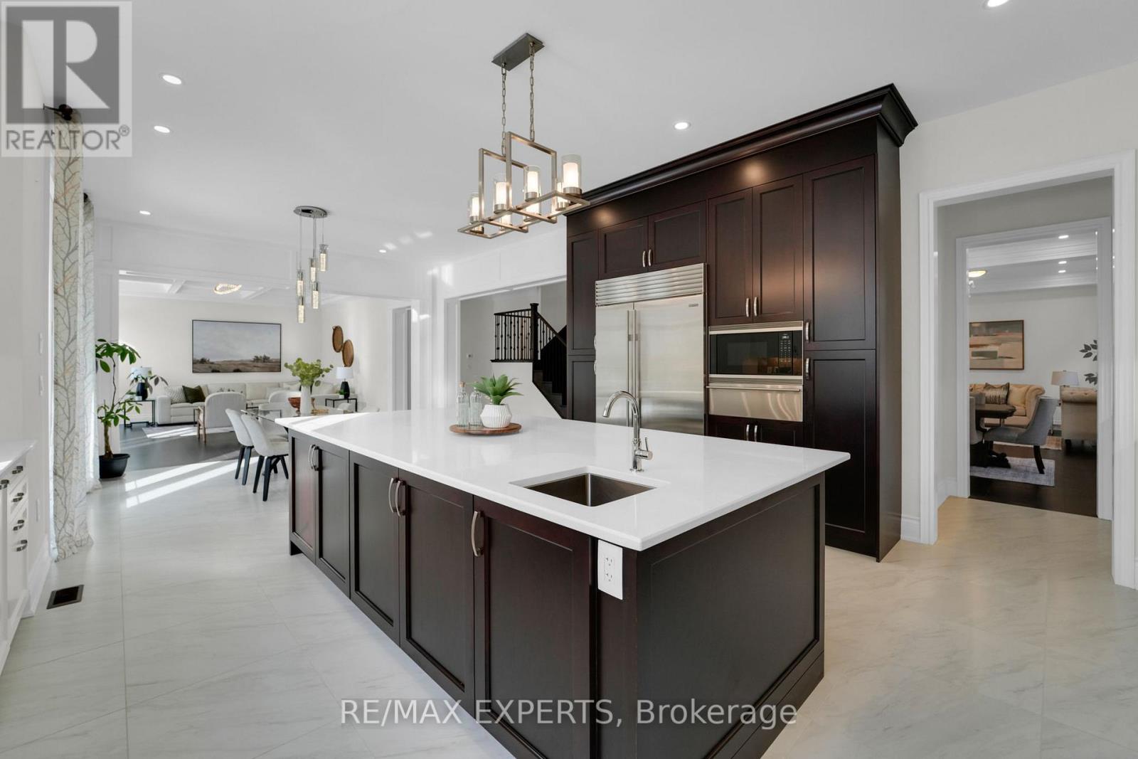 Single Family House for Sale in  LADY JESSICA DRIVE Vaughan (Patterson) 