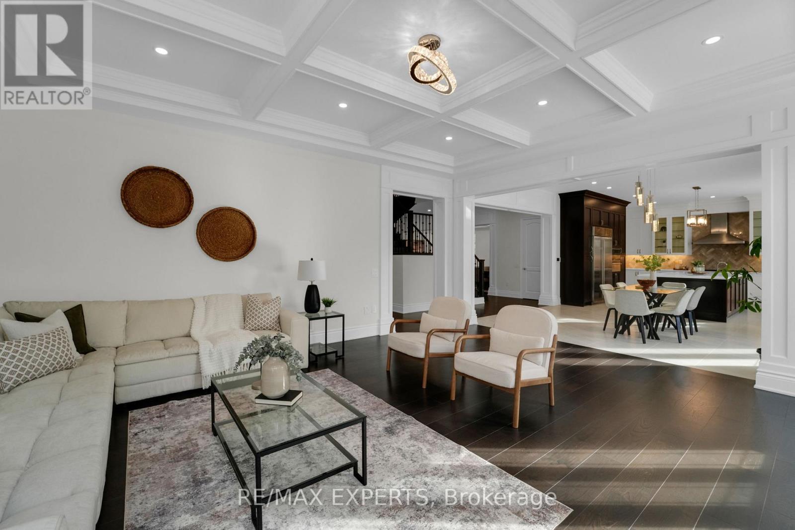 Single Family House for Sale in  LADY JESSICA DRIVE Vaughan (Patterson) 