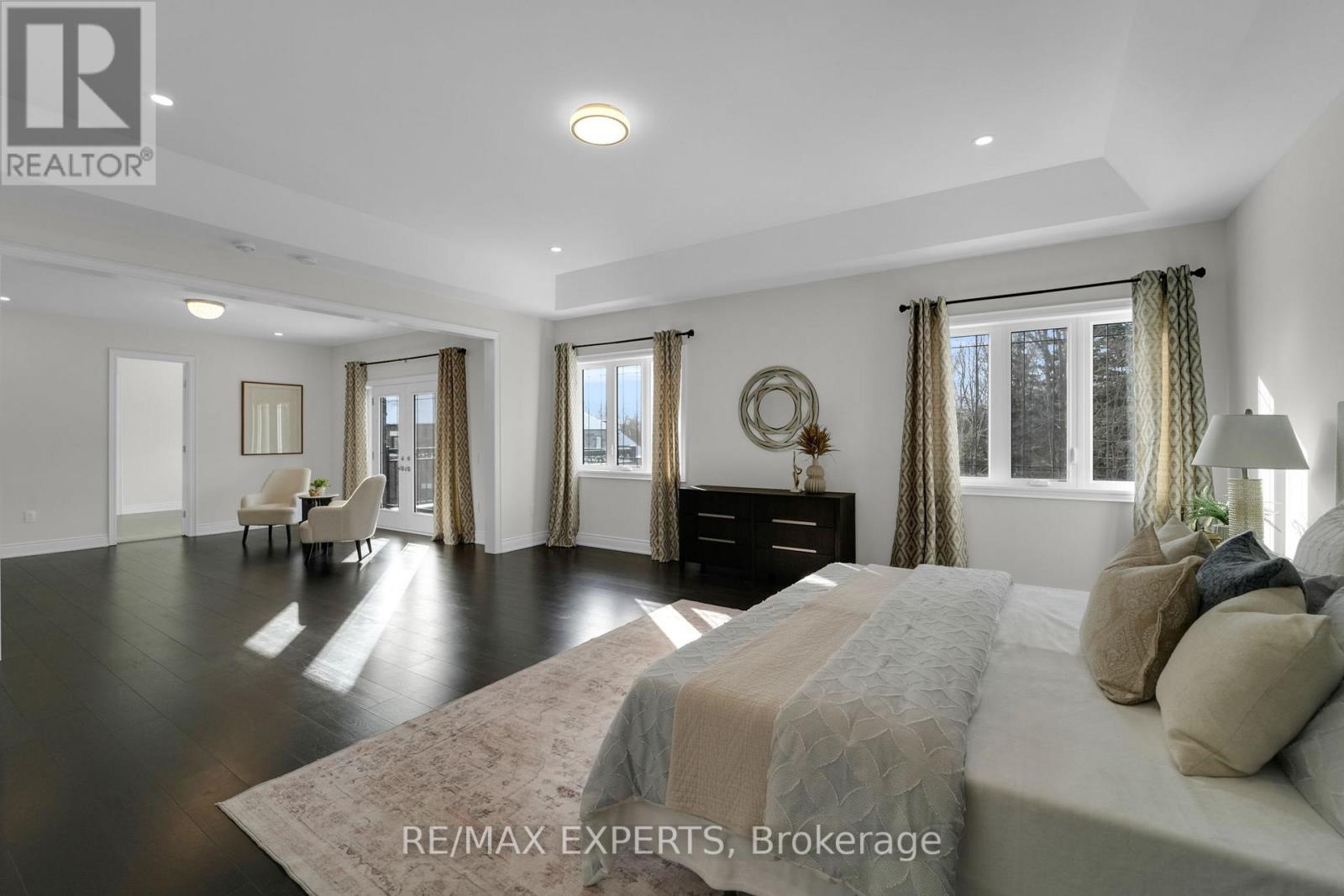 Single Family House for Sale in  LADY JESSICA DRIVE Vaughan (Patterson) 