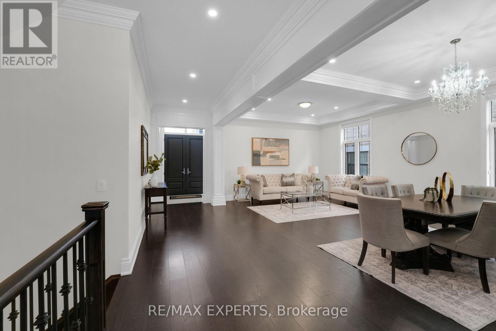 Single Family House for Sale in  LADY JESSICA DRIVE Vaughan (Patterson) 