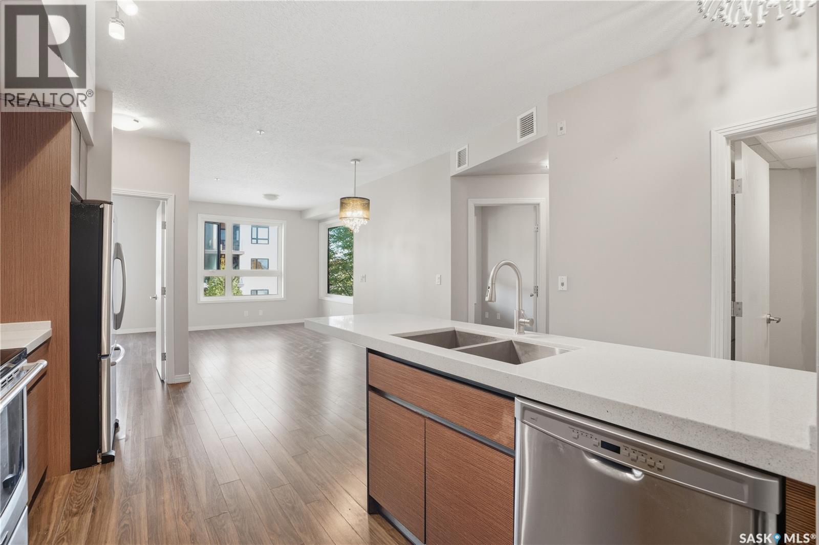 Single Family House Low rise for Sale in   Evergreen SQUARE Saskatoon 