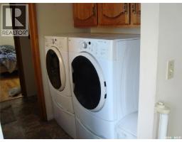 2pc Bathroom - 111 2nd Street E, Kyle, SK S0L1T0 Photo 7