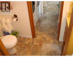 Laundry room - 111 2nd Street E, Kyle, SK S0L1T0 Photo 8