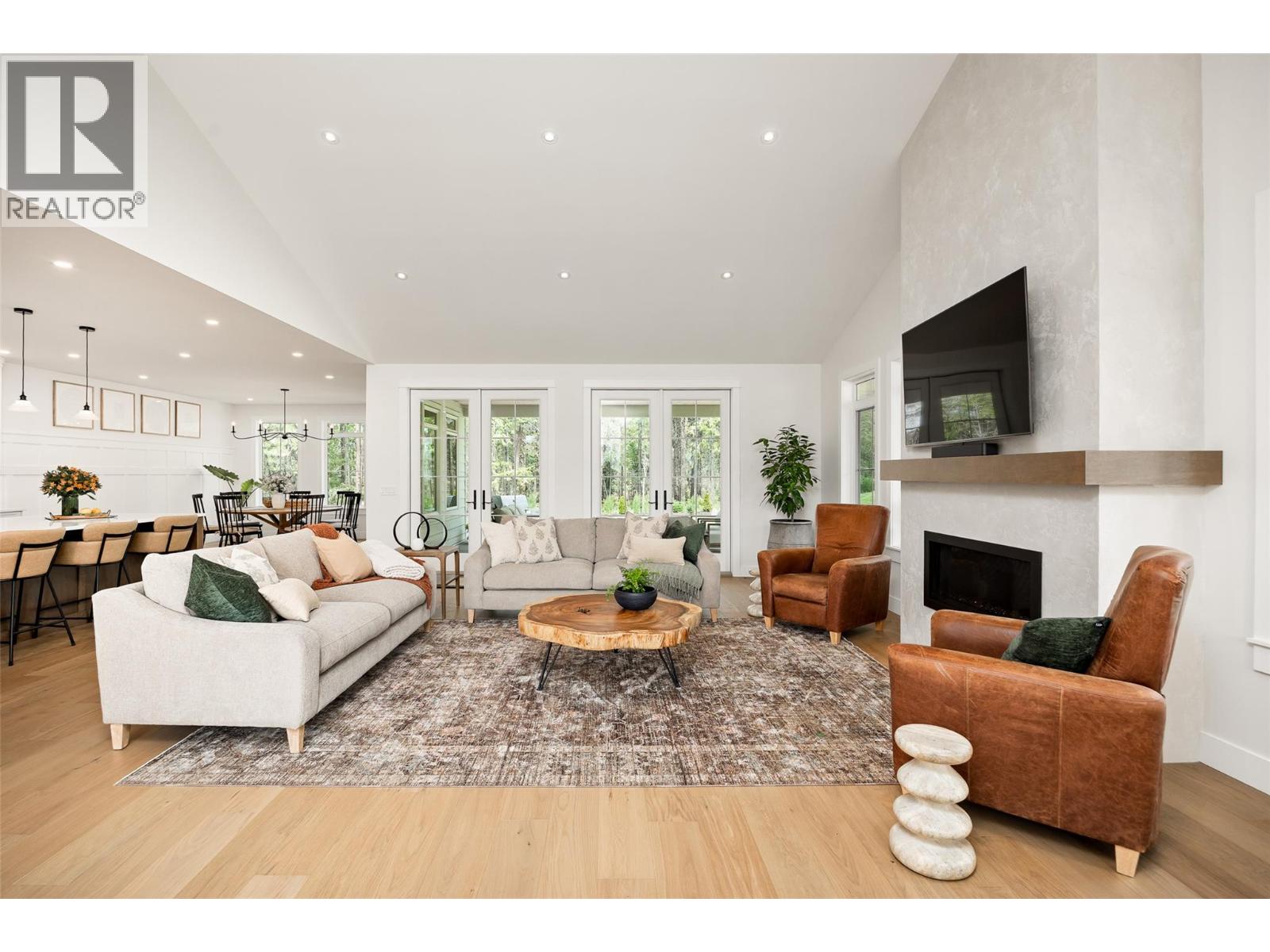  4135 June Springs Road, Kelowna