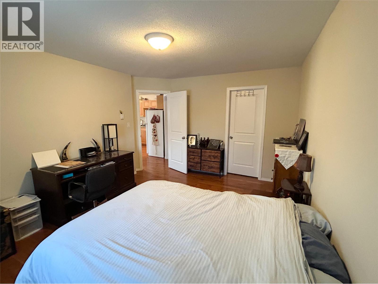 416 Sayward Avenue, Salmo