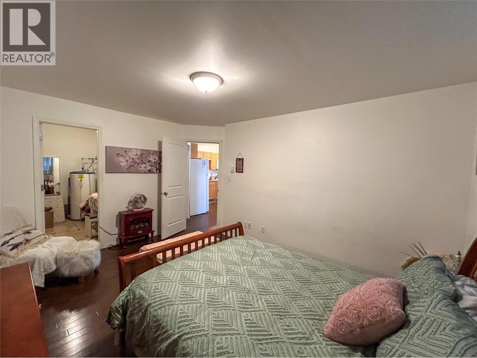 416 Sayward Avenue, Salmo