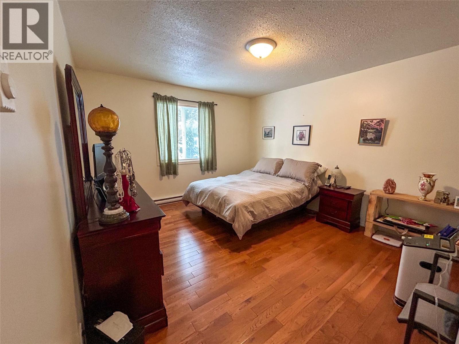416 Sayward Avenue - 11