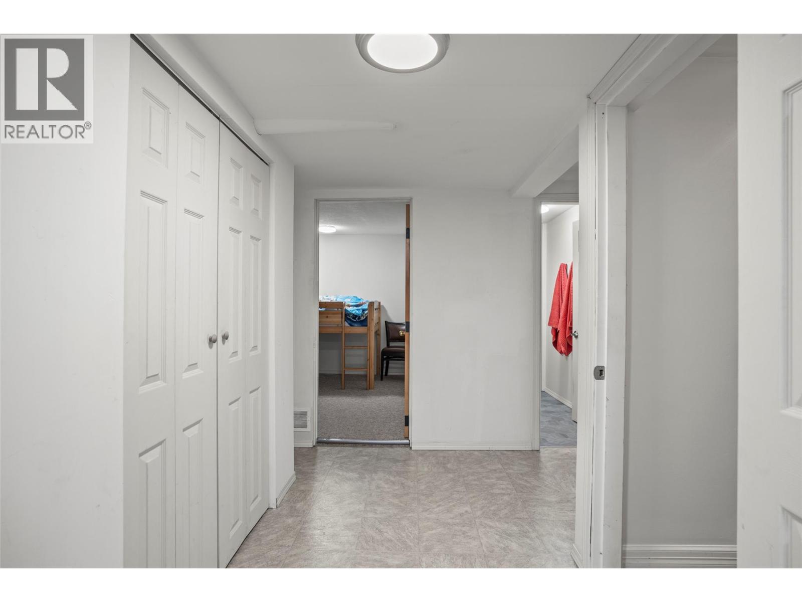  2102 41 Avenue, Vernon