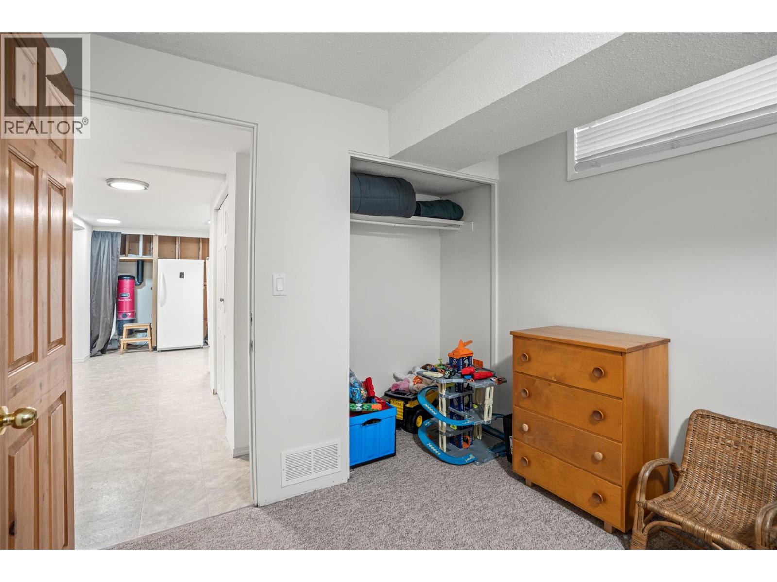  2102 41 Avenue, Vernon