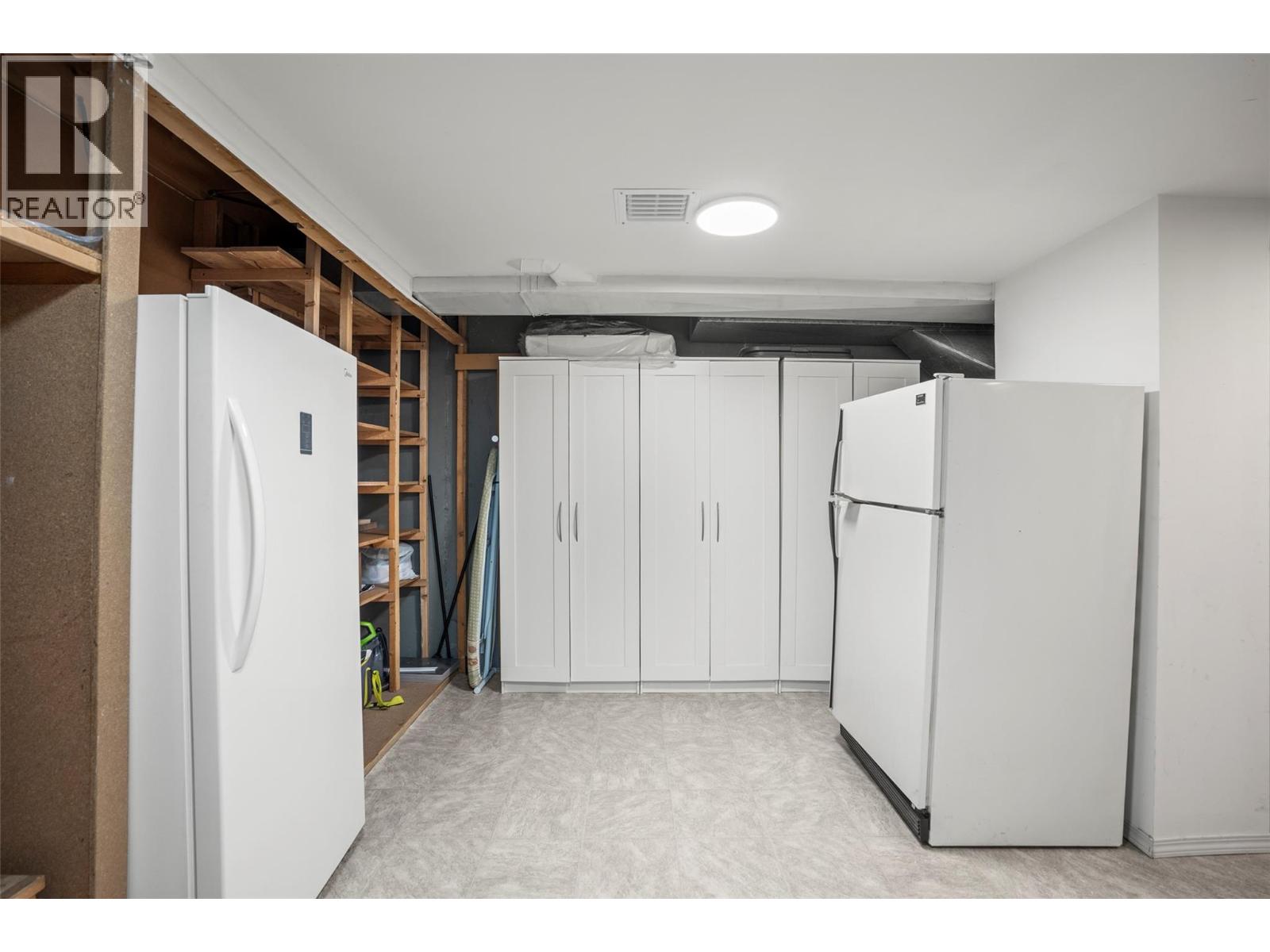  2102 41 Avenue, Vernon