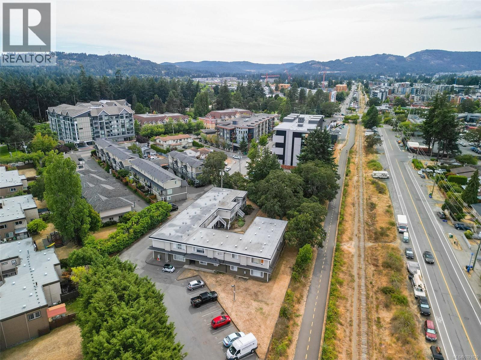 109 636 Granderson Rd, Langford