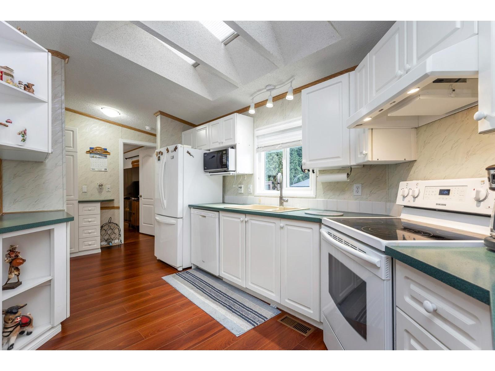 33 2035 MARTENS STREET, Abbotsford