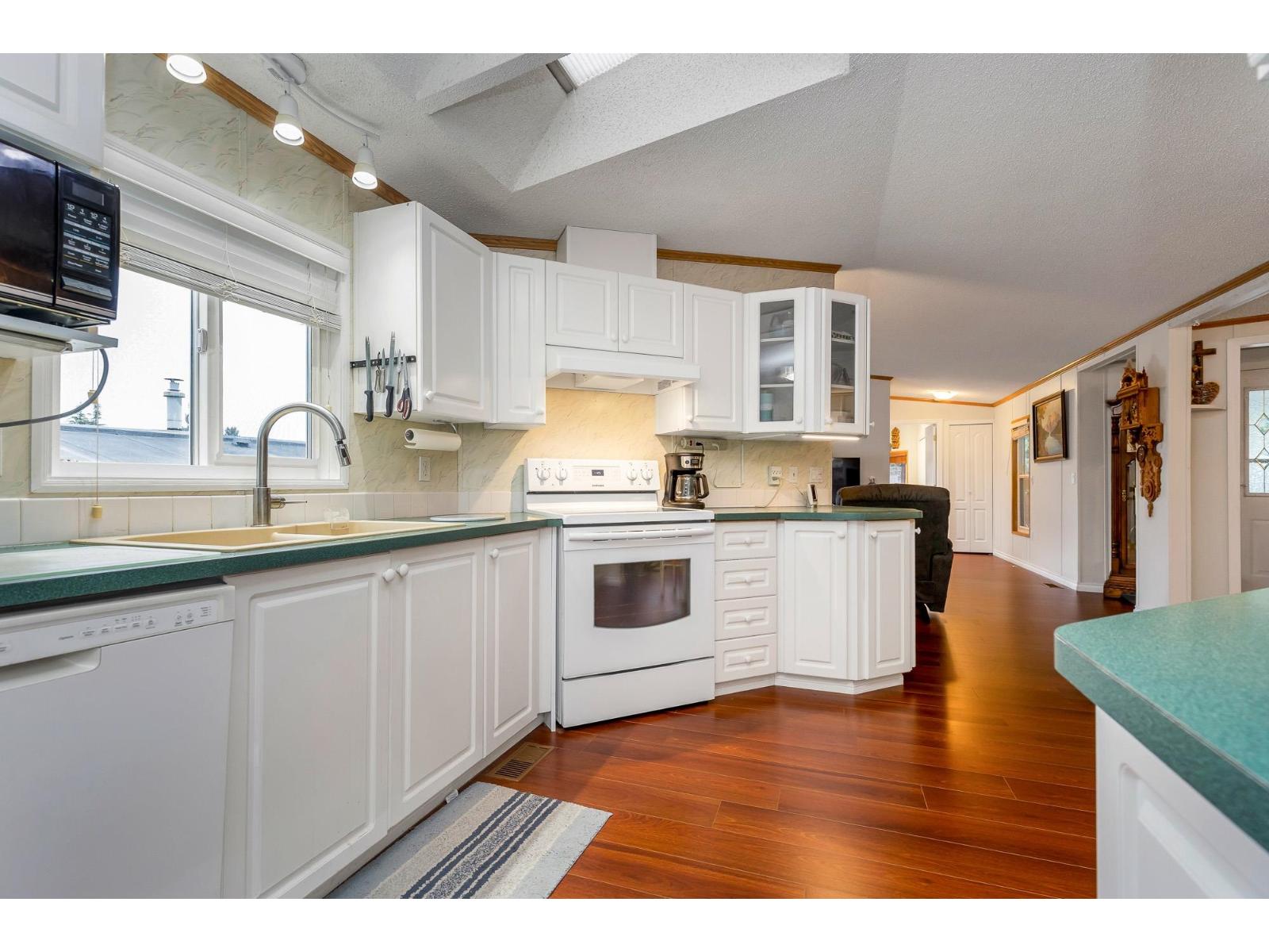 33 2035 MARTENS STREET, Abbotsford