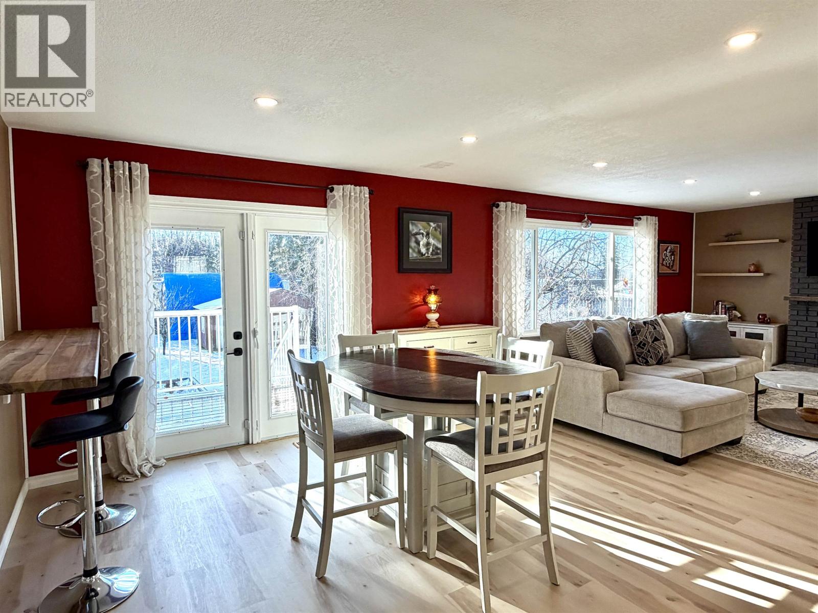 152 VANDERVIEW DRIVE, Vanderhoof