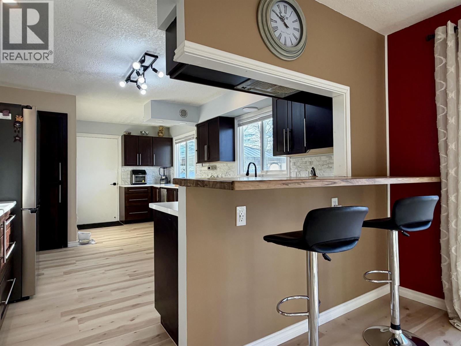 152 VANDERVIEW DRIVE, Vanderhoof