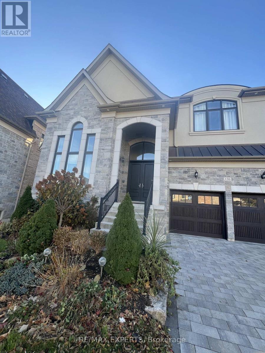 Single Family House for Sale in  LADY JESSICA DRIVE Vaughan (Patterson) 