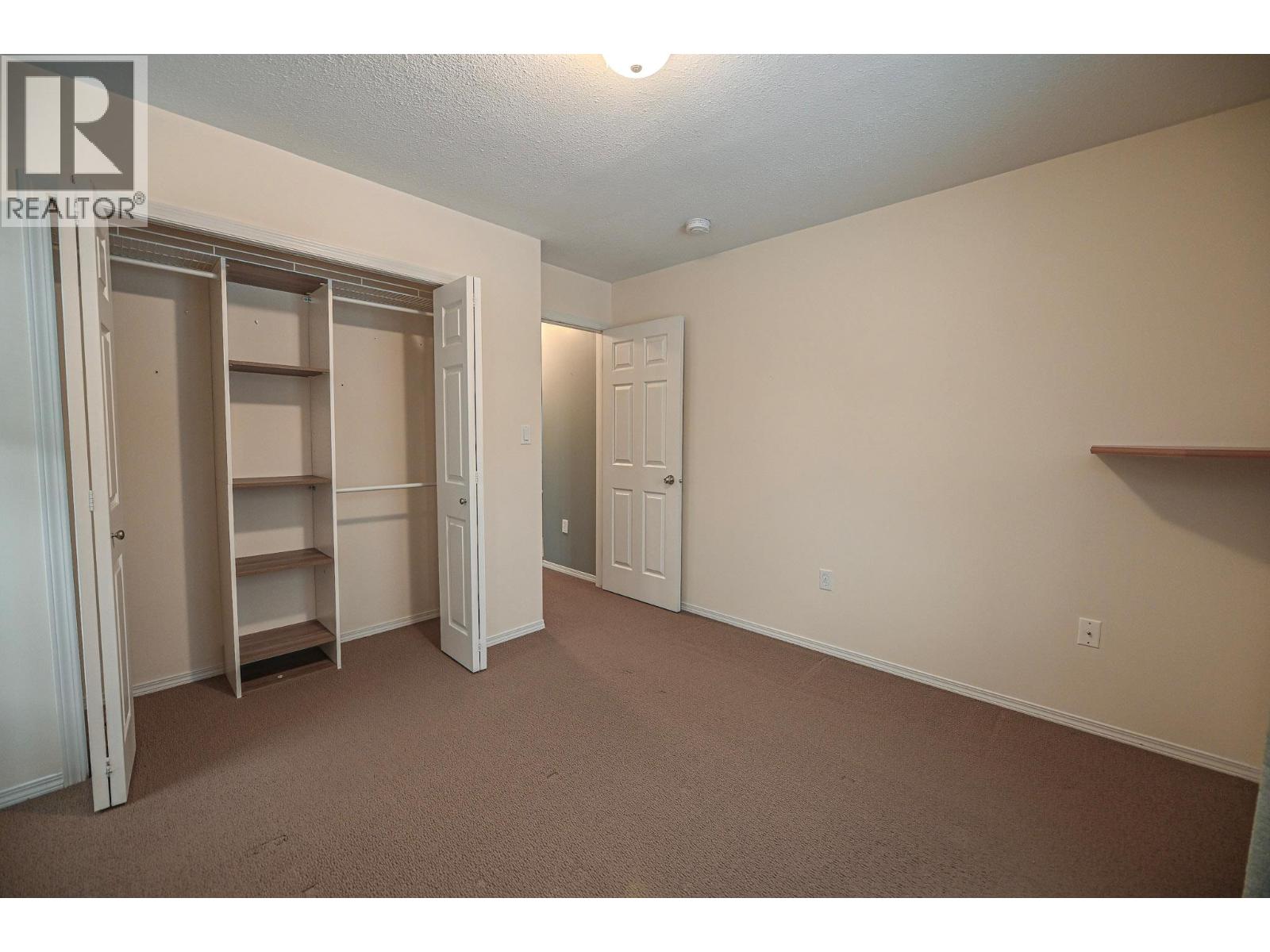 4866 Emerald Avenue, Canal Flats