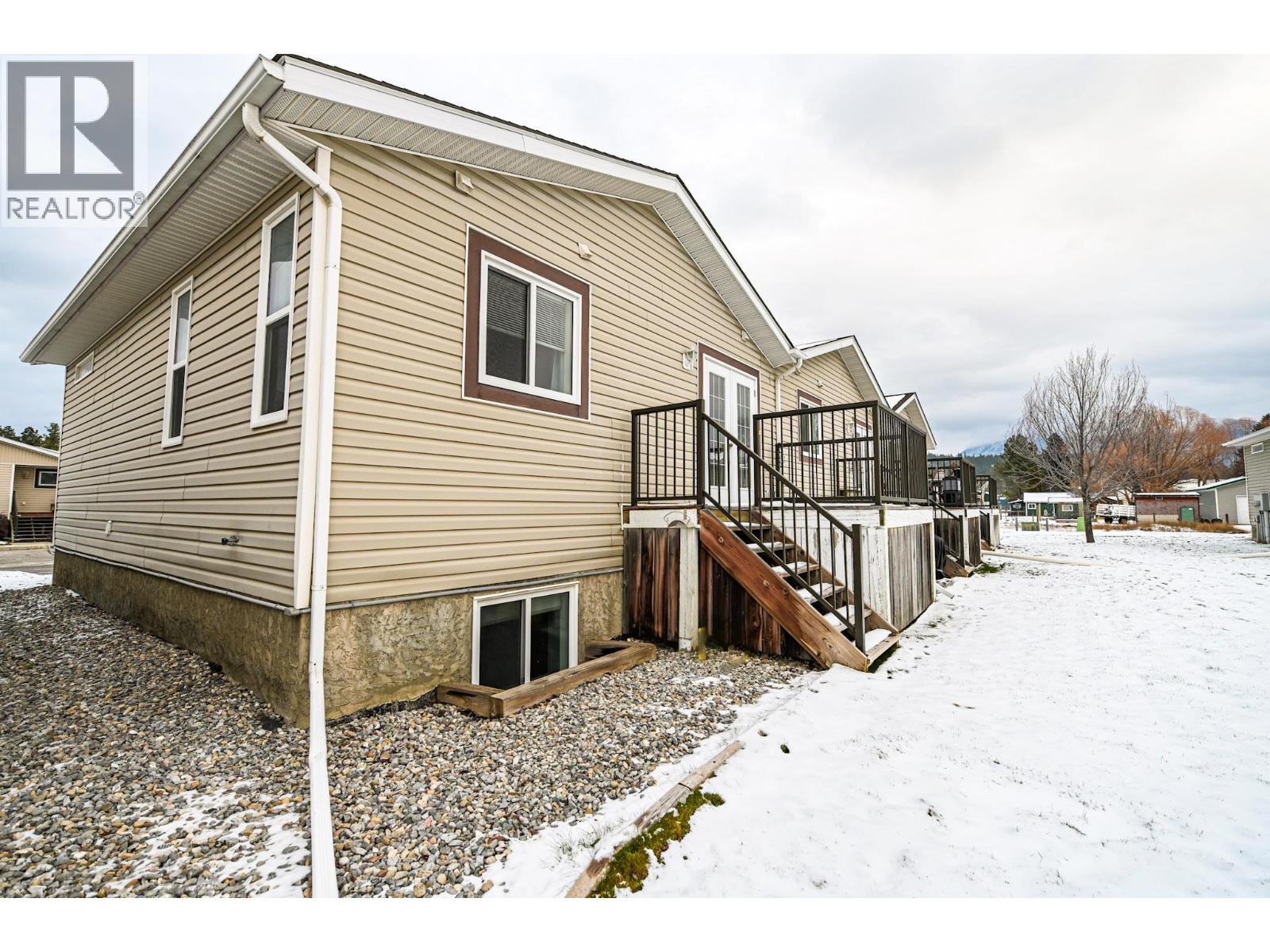 4866 Emerald Avenue, Canal Flats