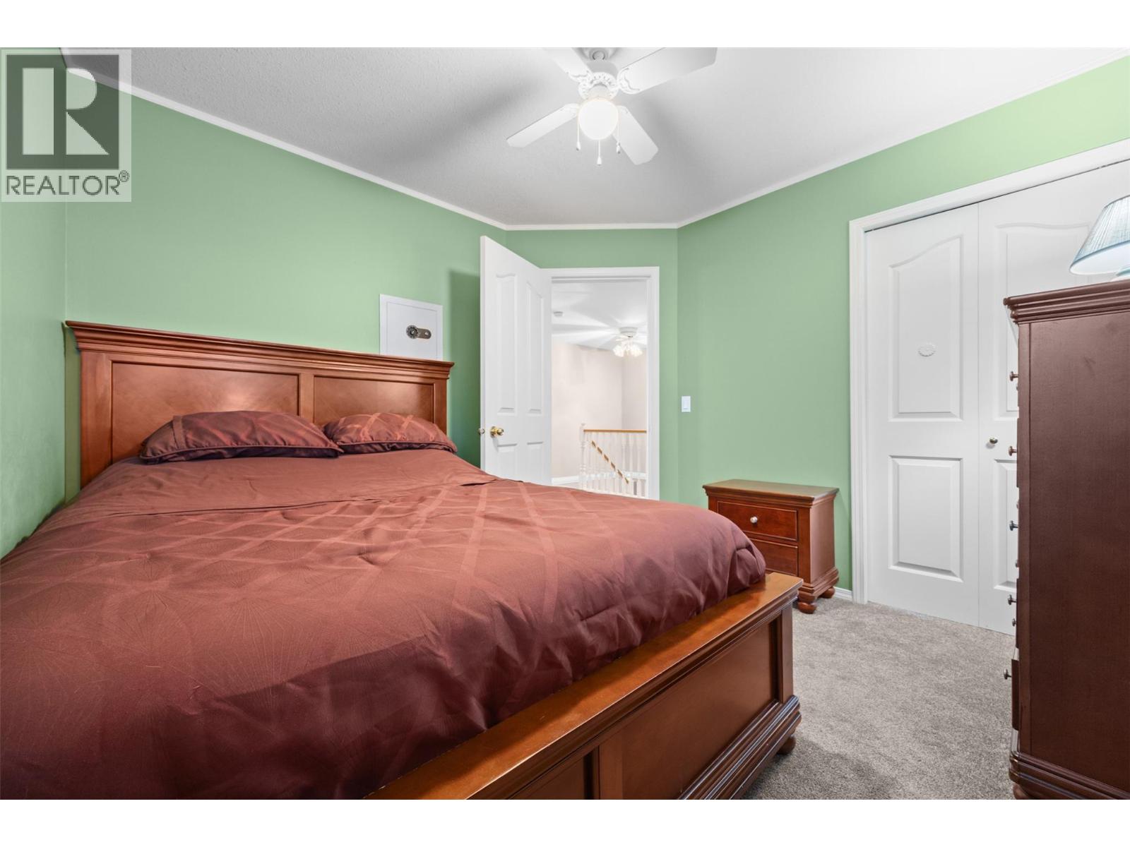  699 Saratoga Place, Kelowna