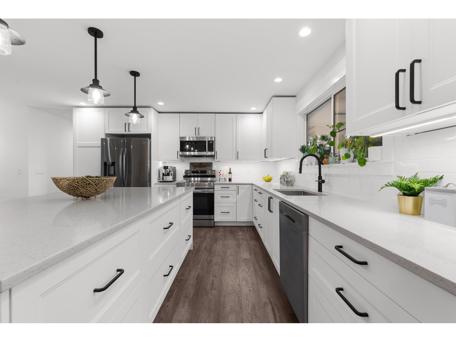 20060 43A AVENUE, Langley