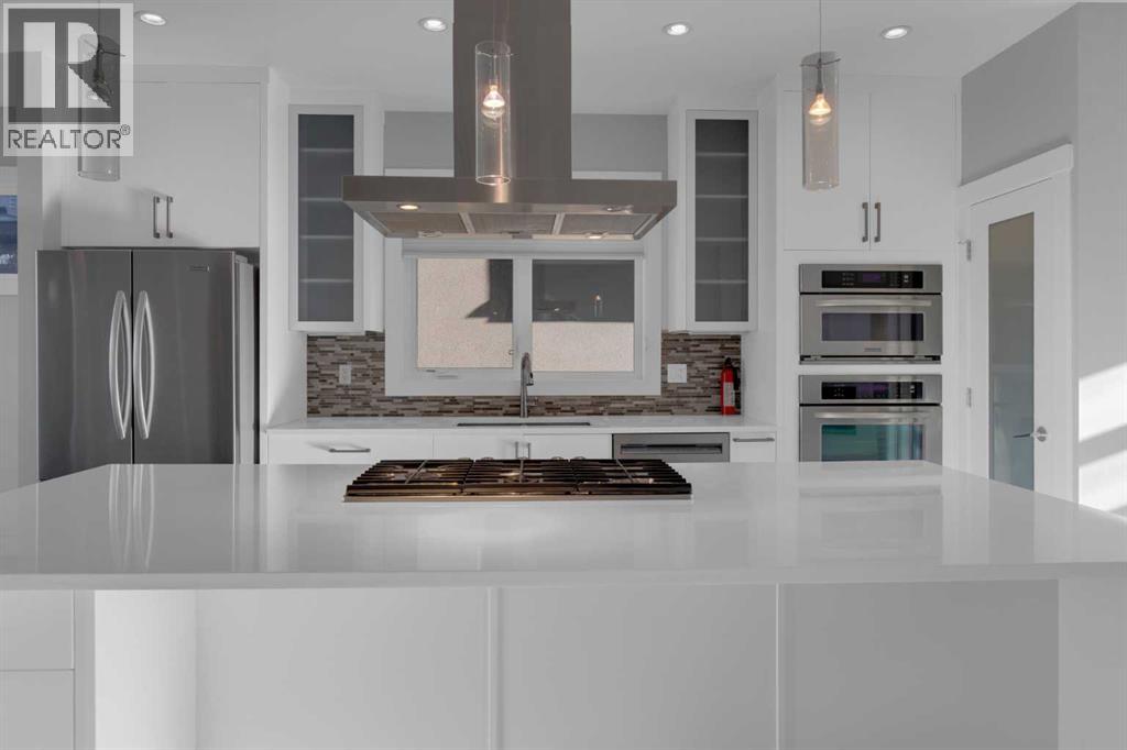 Single Family House for Sale in   Avenue SW Richmond Calgary 