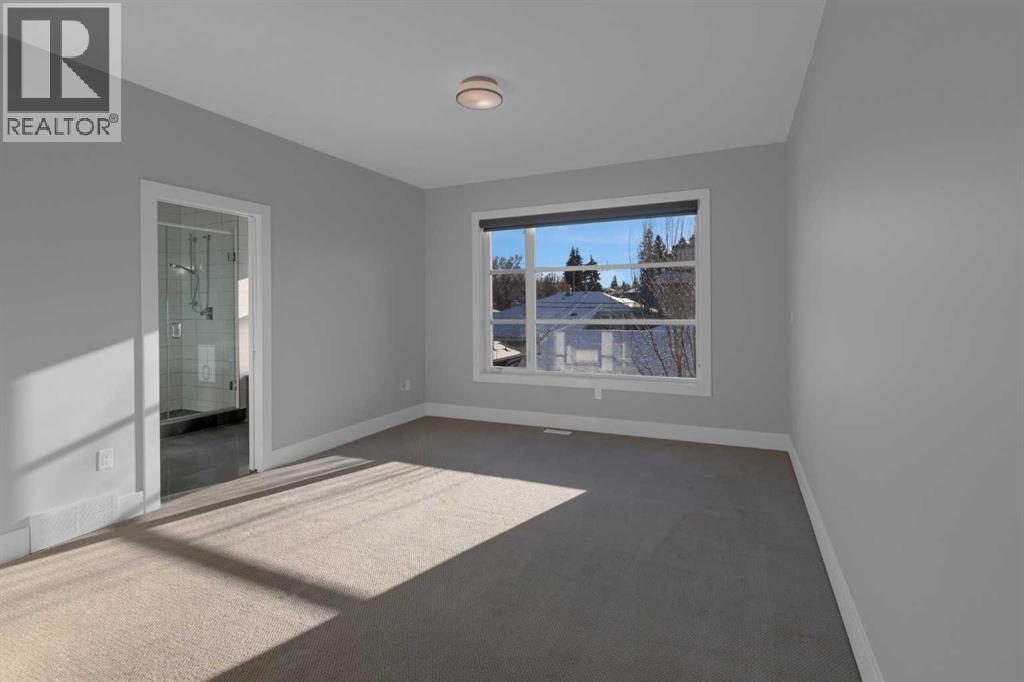 Single Family House for Sale in   Avenue SW Richmond Calgary 