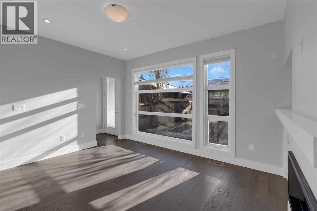 Single Family House for Sale in   Avenue SW Richmond Calgary 