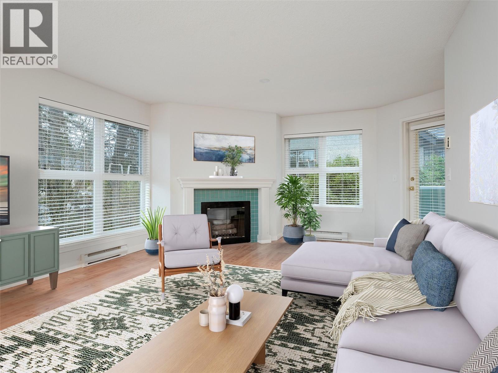 #302 1201 Hillside Ave - 2