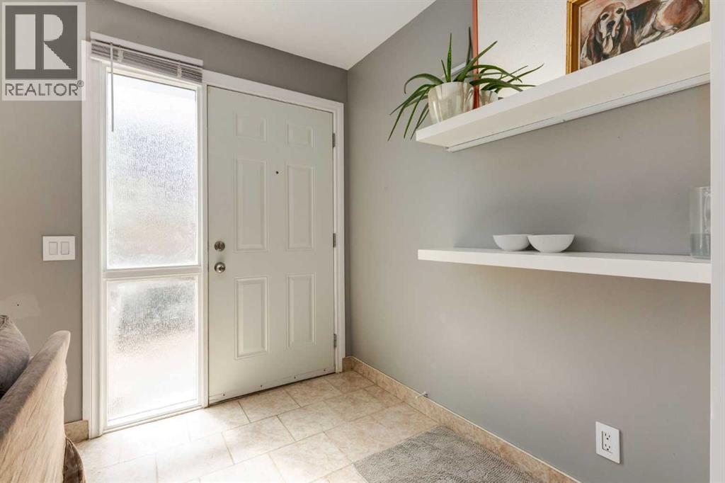 Single Family House for Sale in   Pensacola Crescent SE Penbrooke Meadows Calgary 